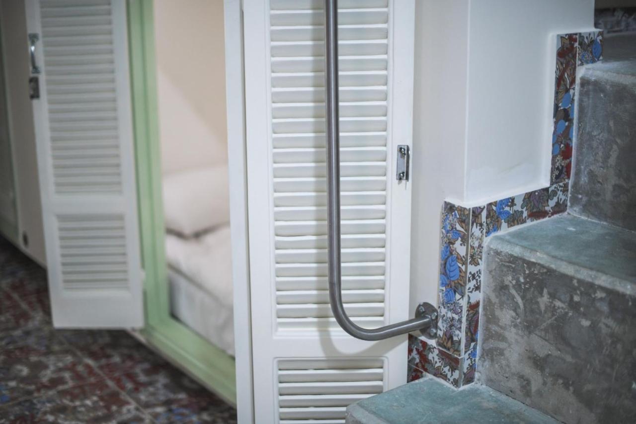 Damask Rose, Lebanese Guest House Джуния Номер фото